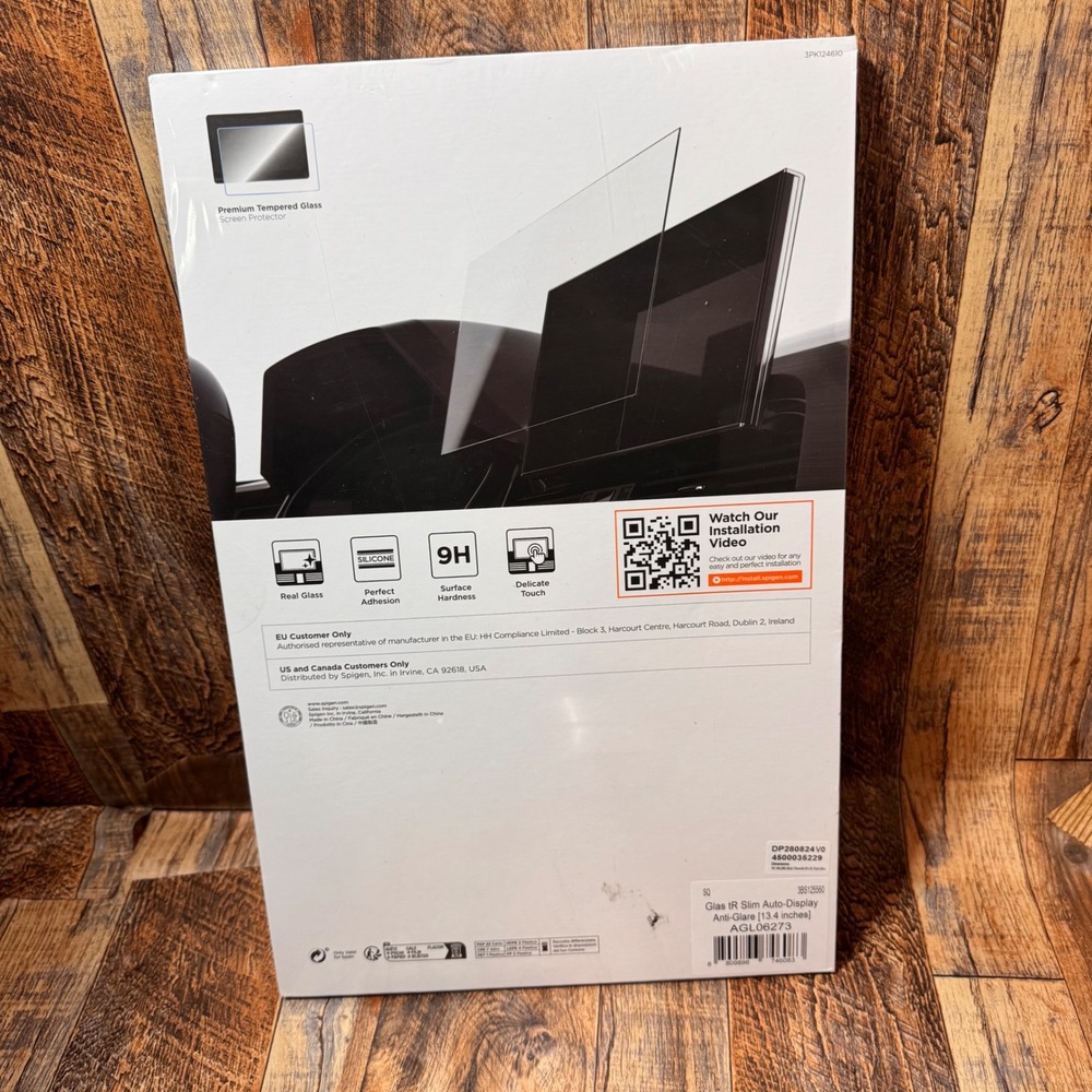 Spigen GlasTR Slim Auto Display Protector Anti Glare 13.4 inch Screen - Picture 2 of 2